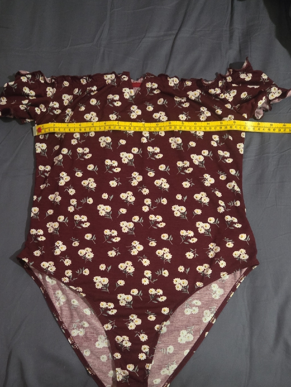 Floral Off-Shoulder Bodysuit in Burgundy 🌞